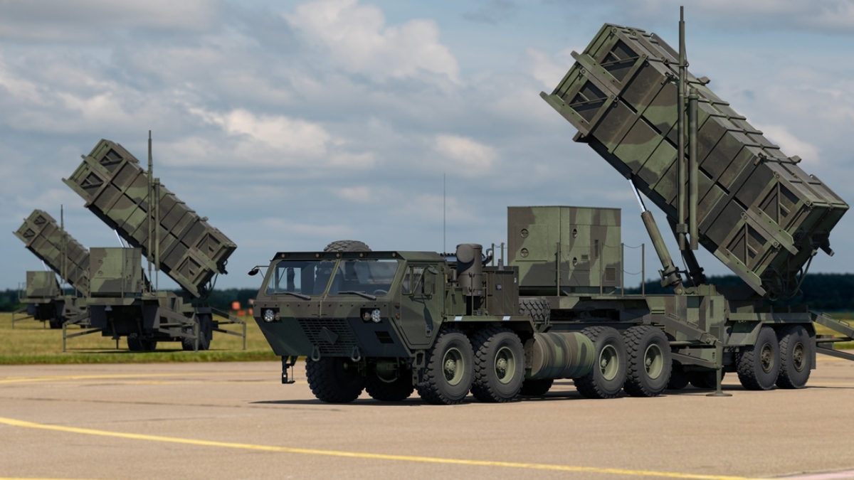 ইরান যুদ্ধে বিশ্বব্যাপী মজুত অস্ত্রভাণ্ডারের বড় অংশ শেষ যুক্তরাষ্ট্রের