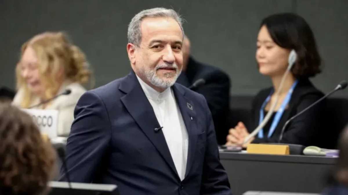 প্রতিবেশী দেশগুলো নয়, হামলার লক্ষ‍্য মার্কিন ঘাঁটি: ইরান