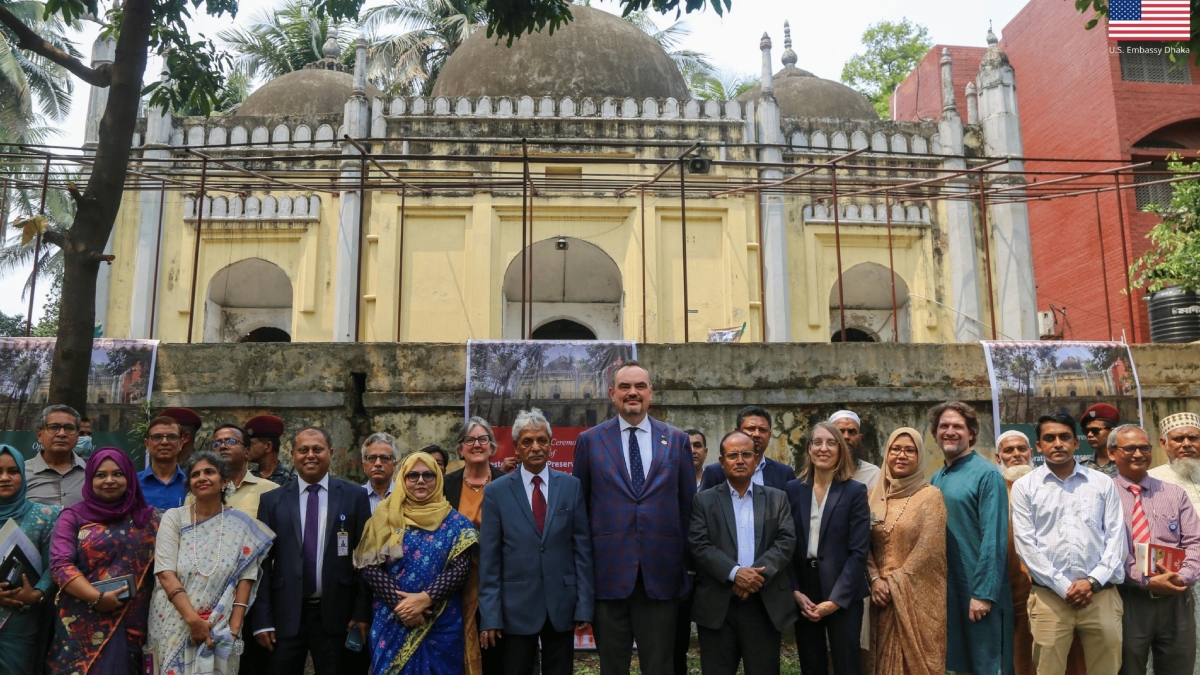 ঢাবিতে মুসা খান মসজিদ সংস্কারে ২ লাখ ৩৫ হাজার ডলার দিচ্ছে যুক্তরাষ্ট্র
