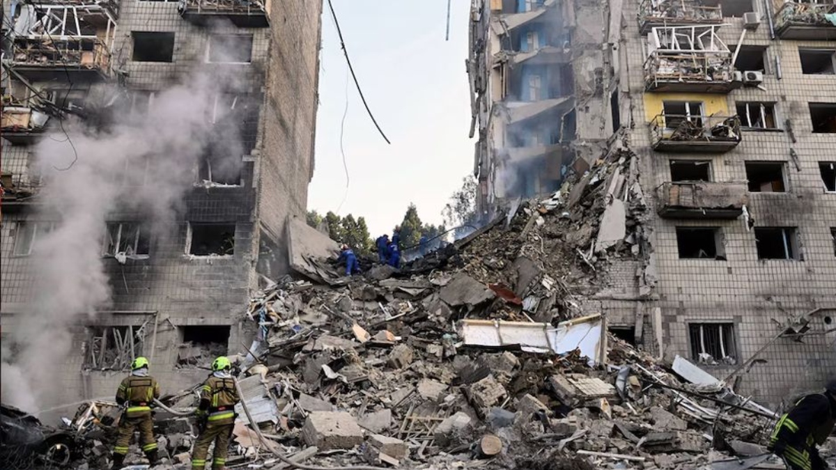 যুদ্ধ বন্ধে ত্রিপাক্ষিক বৈঠকে বসছে রাশিয়া-ইউক্রেন-যুক্তরাষ্ট্র