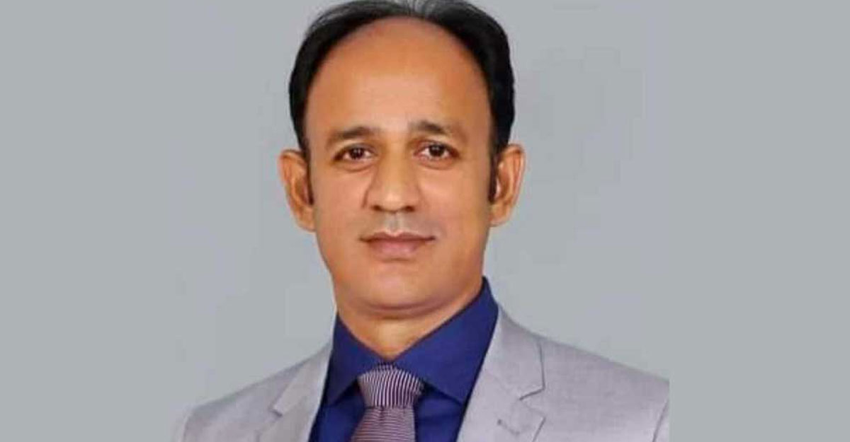 শিক্ষার্থীদের অপেক্ষা করতে বললেন ব্যারিস্টার সুমন