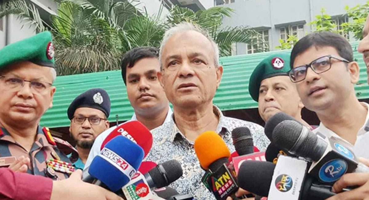 বিডিআর হত্যাকাণ্ডের পুনঃতদন্ত অবশ্যই হবে : স্বরাষ্ট্র উপদেষ্টা