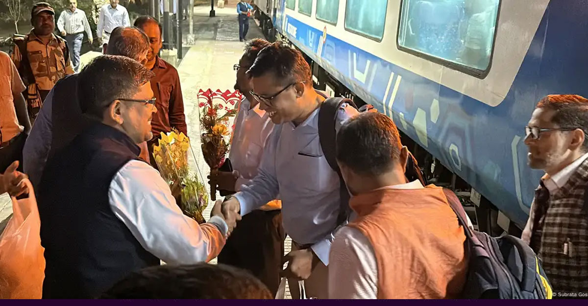 গঙ্গার পানি দেখতে বাংলাদেশ-ভারতের প্রতিনিধিরা ফারাক্কায়