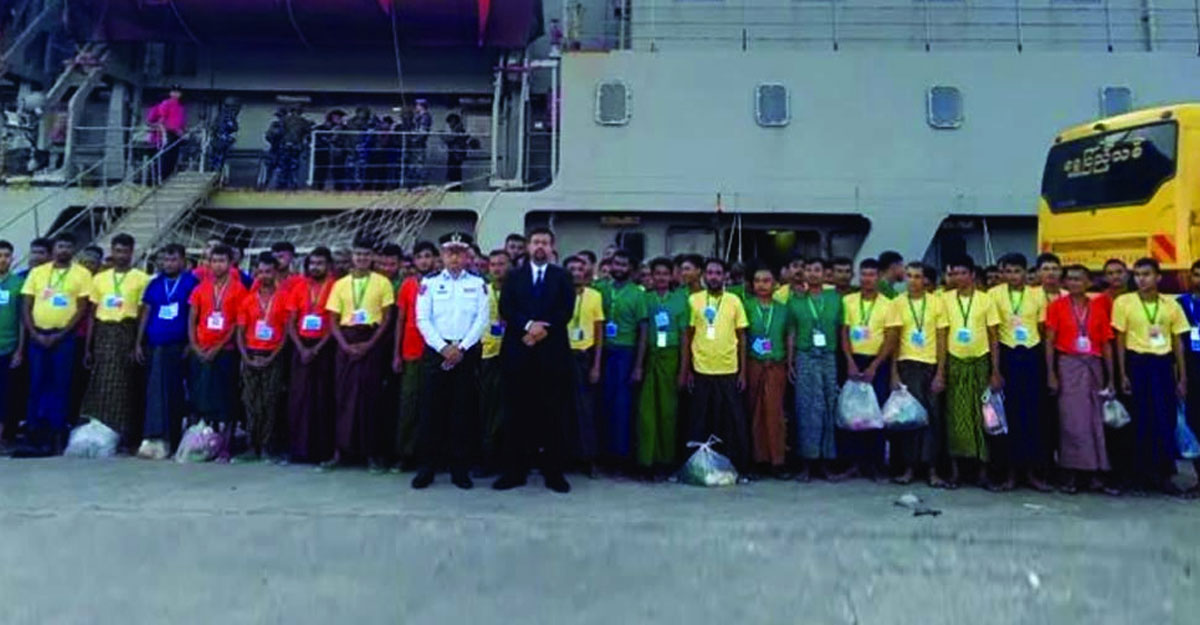 সাজার পর মিয়ানমার থেকে ৮৫ বাংলাদেশি ফিরছেন আজ