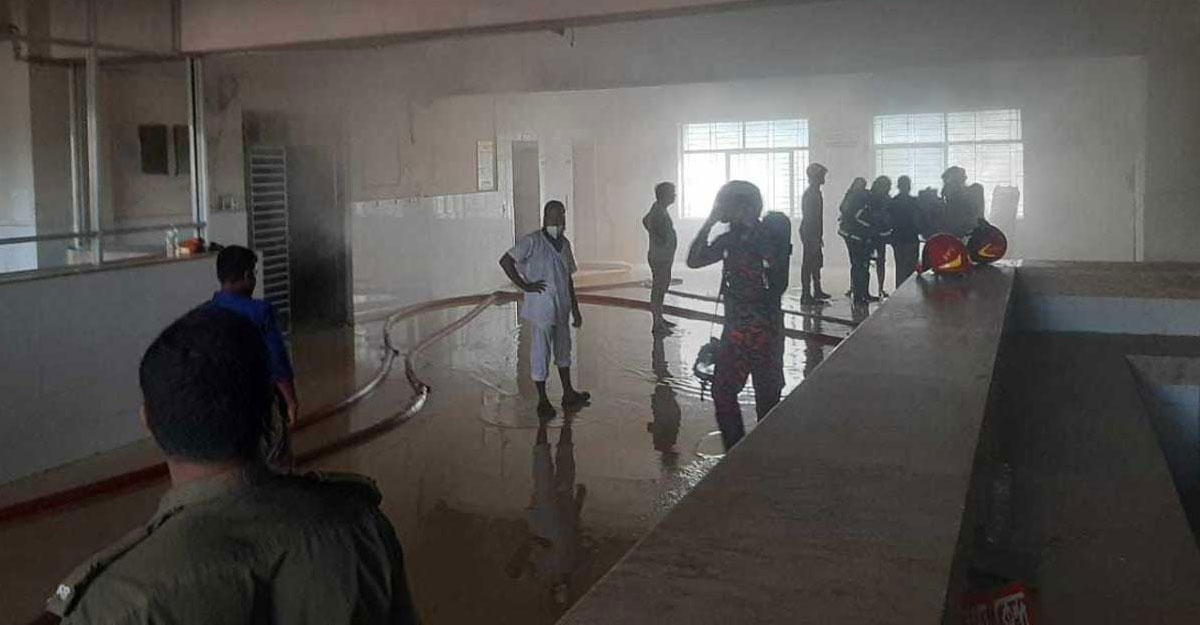 শেবাচিম হাসপাতালে আগুন, নিয়ন্ত্রণে ফায়ার সার্ভিস