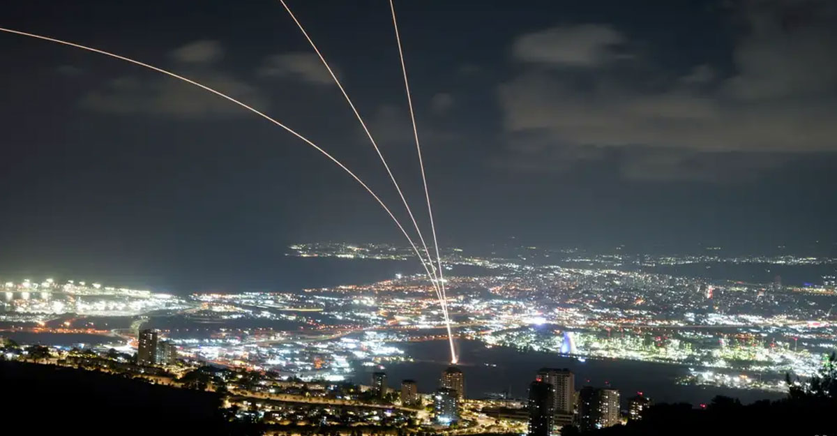 ইসরাইলের হামলা সত্ত্বেও কেন শক্ত অবস্থানে হিজবুল্লাহ?