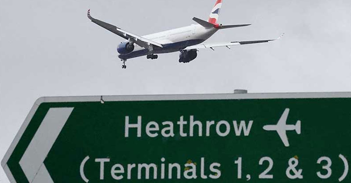 বন্ধ থাকার পর চালু হয়েছে হিথ্রো বিমানবন্দর