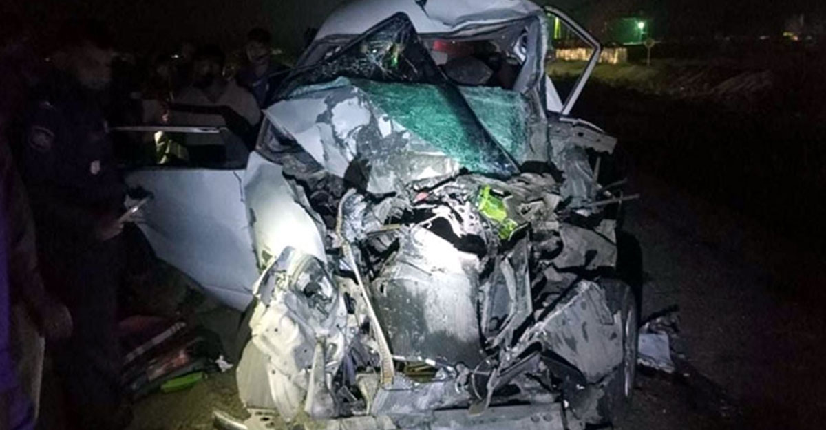 সড়ক দুর্ঘটনায় একই পরিবারের চারজন নিহত