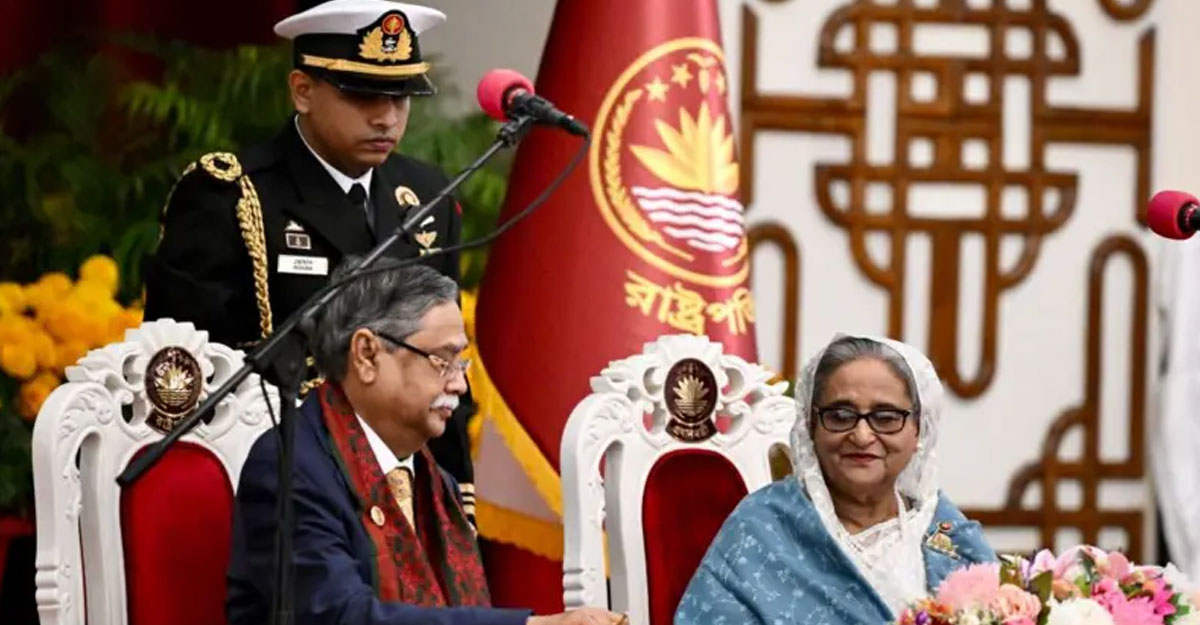 সরকার কি এবার ‘রাষ্ট্রপতি অপসারণের পথে’ হাঁটবে?