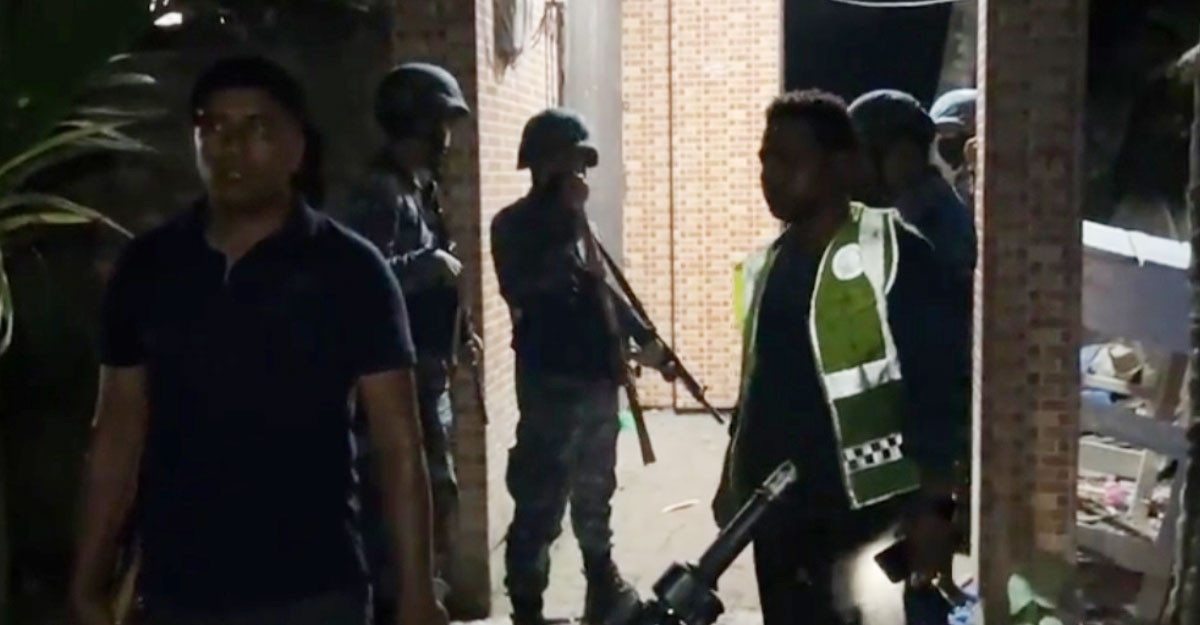 রাতভর সন্ত্রাসীদের সঙ্গে যৌথ বাহিনীর গোলাগুলি, আটক ১১