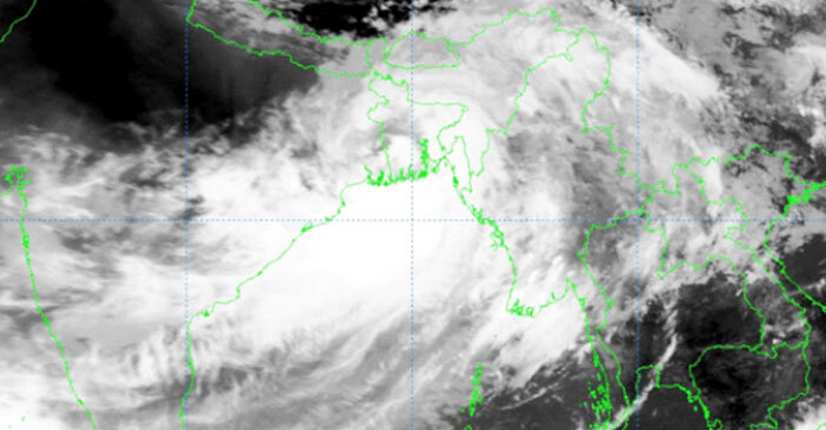 ঘূর্ণিঝড় রিমাল : নামানো হলো মহাবিপৎসংকেত