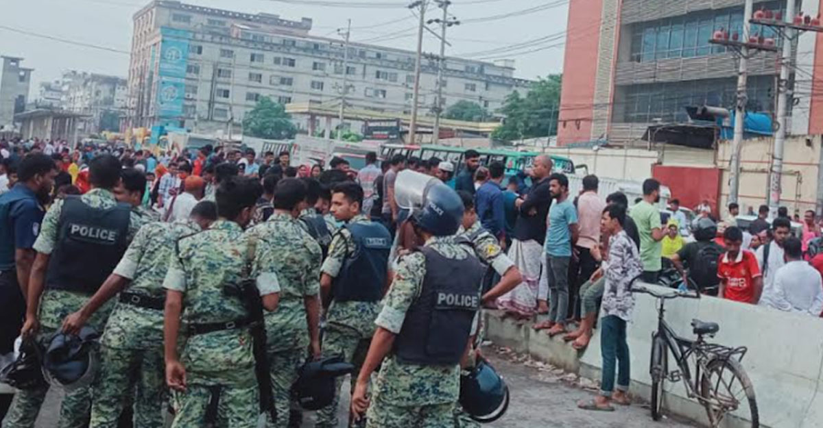 গাজীপুরে মহাসড়কে শ্রমিকদের বিক্ষোভ, যানজট
