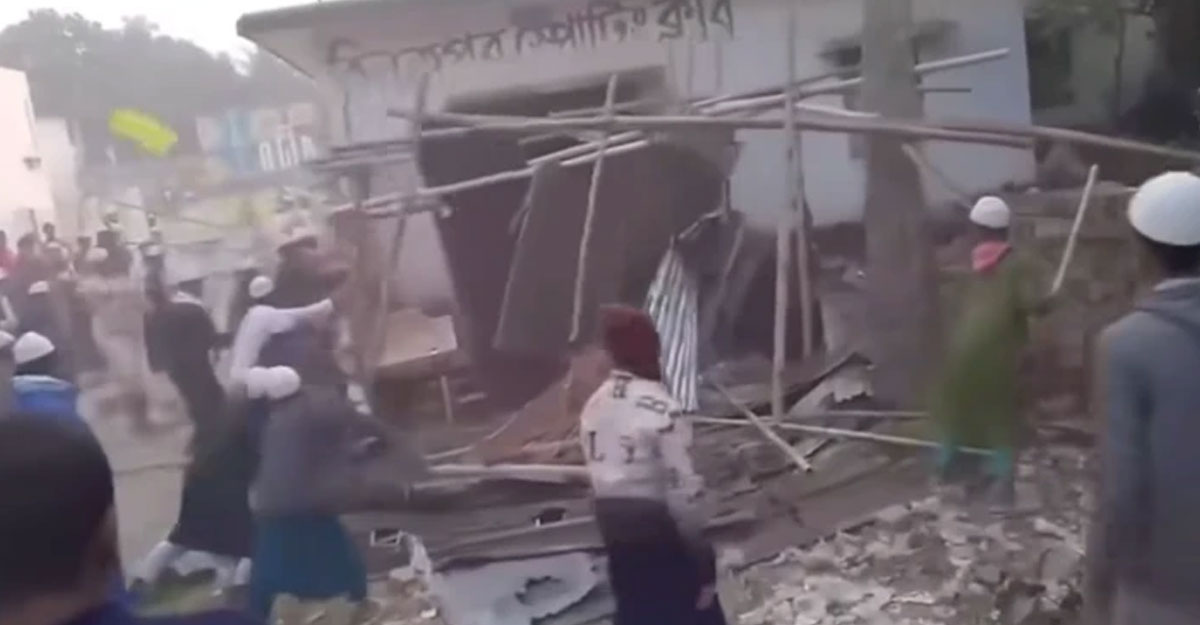 ‘তৌহিদী জনতা’ নামে হামলা কারা করছে?