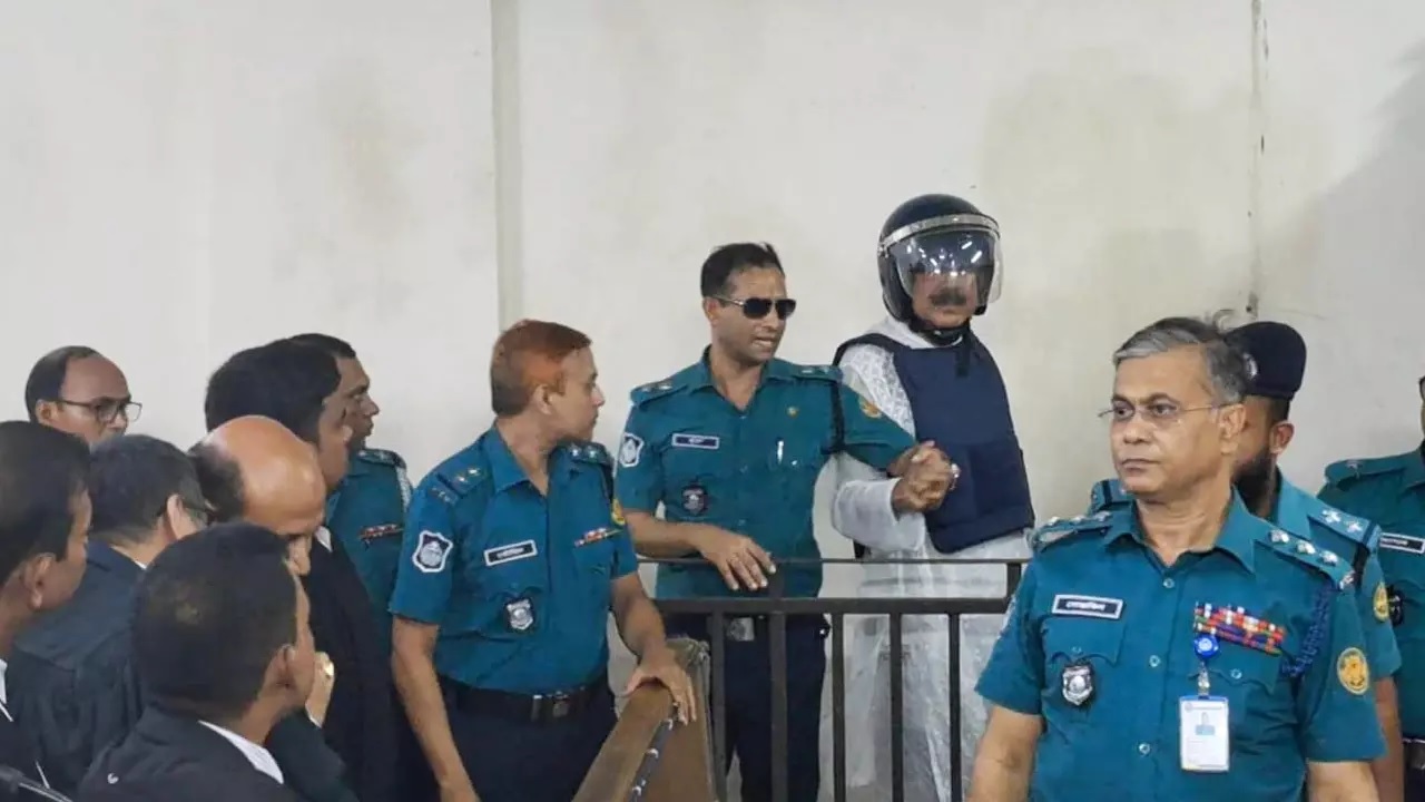 ৭ দিনের রিমান্ডে সাবেক মন্ত্রী শাজাহান খান