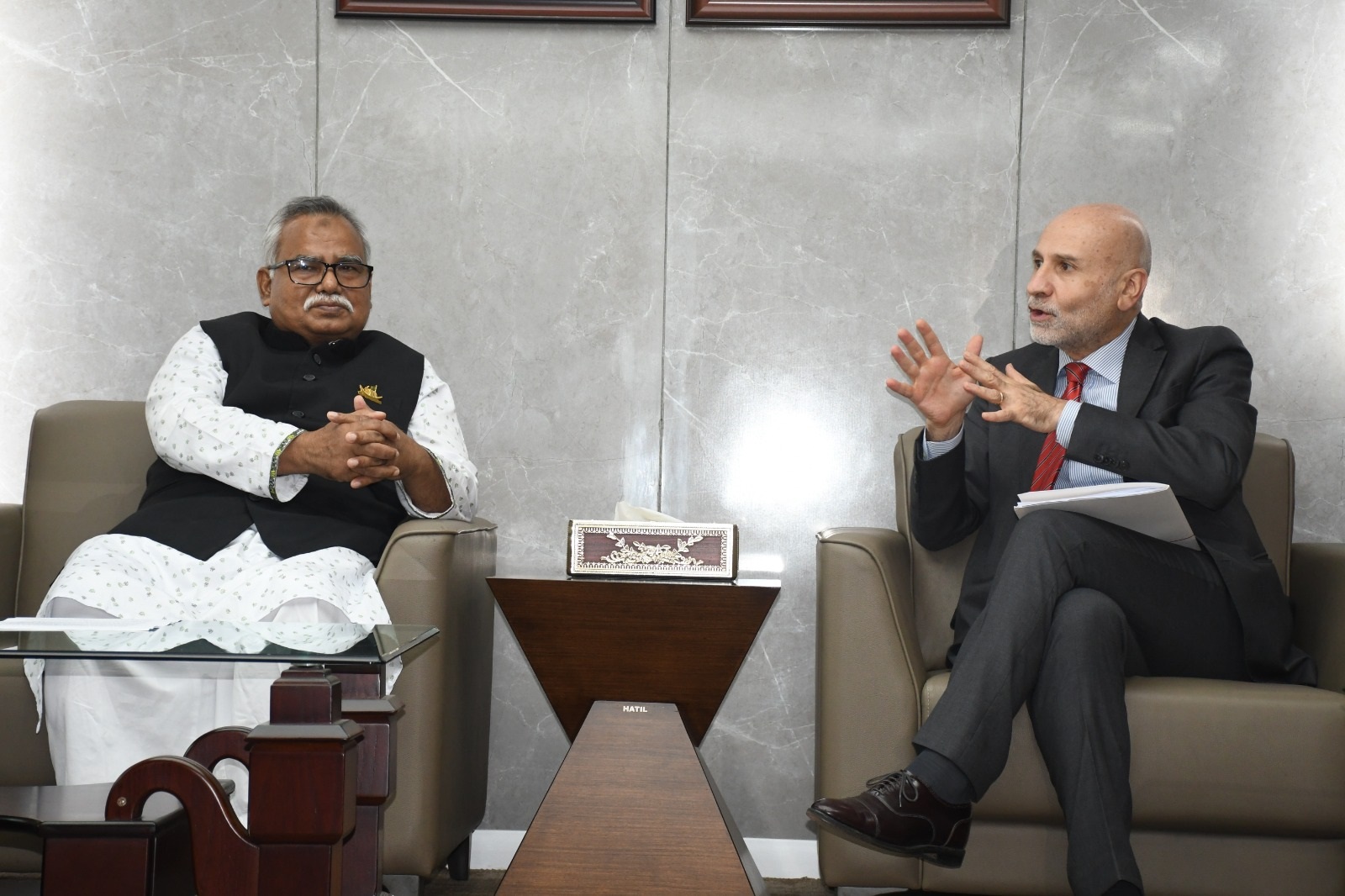 বৈধভাবে ইতালিতে দক্ষ জনবল পাঠানো হবে : প্রবাসী কল্যাণ প্রতিমন্ত্রী