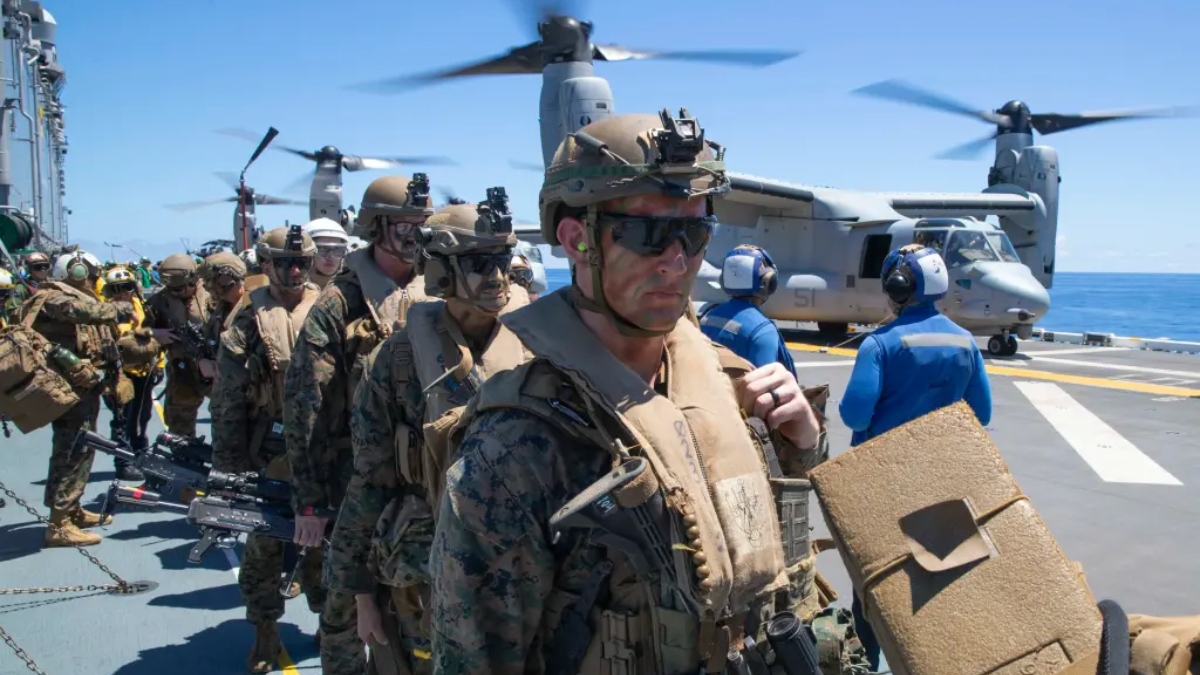 ইরান যুদ্ধে অংশ নিচ্ছেন ২৫০০ মার্কিন স্থলসেনা, সঙ্গে উভচর যুদ্ধজাহাজ