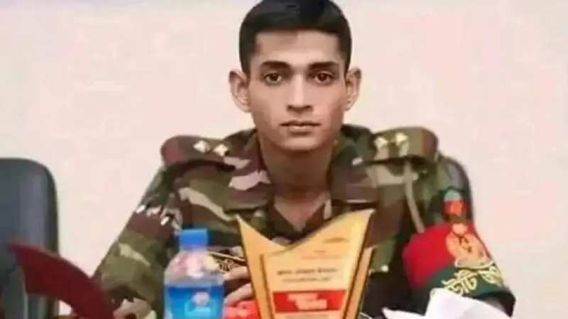 লেফটেন্যান্ট তানজিম হত্যা মামলার রায়: ৪ আসামির ফাঁসি, ৯ জনের যাবজ্জীবন