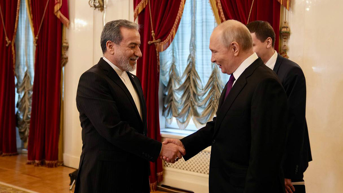 ইরানের পাশে থাকবে রাশিয়া, সমর্থনের জন্য কৃতজ্ঞতা তেহরানের