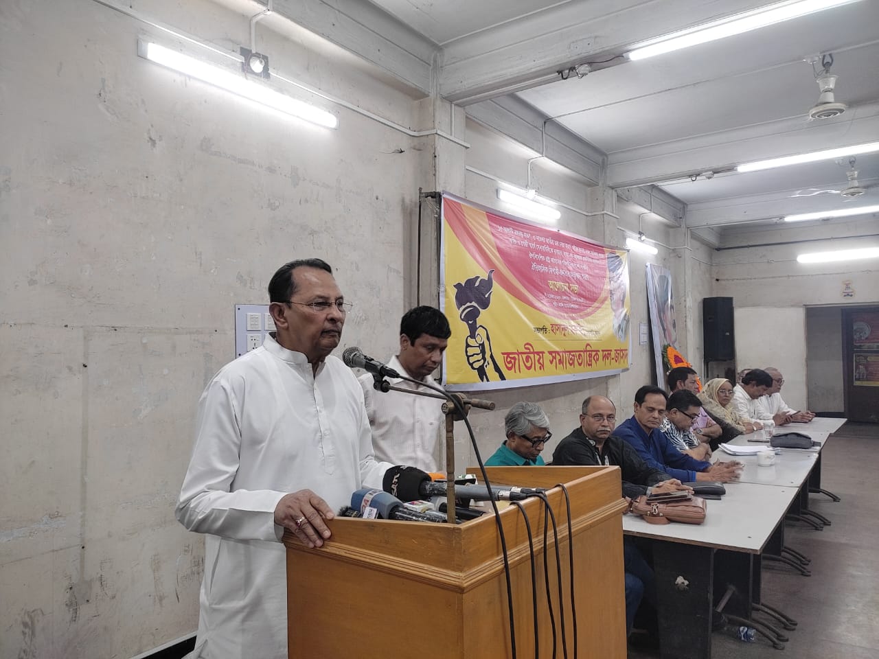 জিয়ার উত্তরসূরিরা নির্বাচন বানচালের ষড়যন্ত্র করছে: ইনু