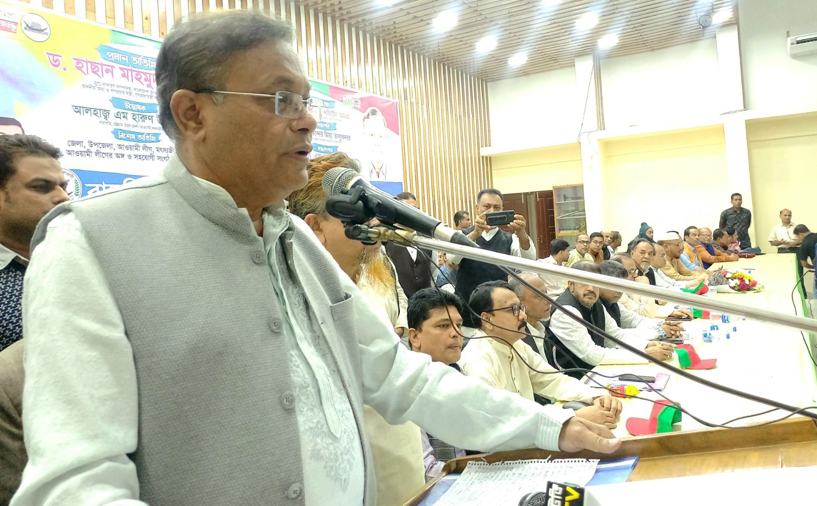 অফিসের তালা খোলার মানুষও নেই বিএনপির: তথ্যমন্ত্রী