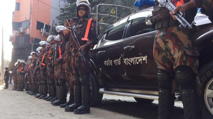 দেশে ১৫৯ প্লাটুন বিজিবি মোতায়েন