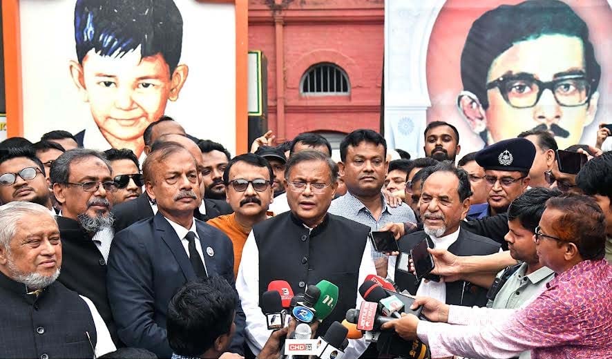 দলের পদধারী স্বতন্ত্র প্রার্থীদের দলীয় শৃঙ্খলা মাথায় রাখতে হবে: তথ্যমন্ত্রী