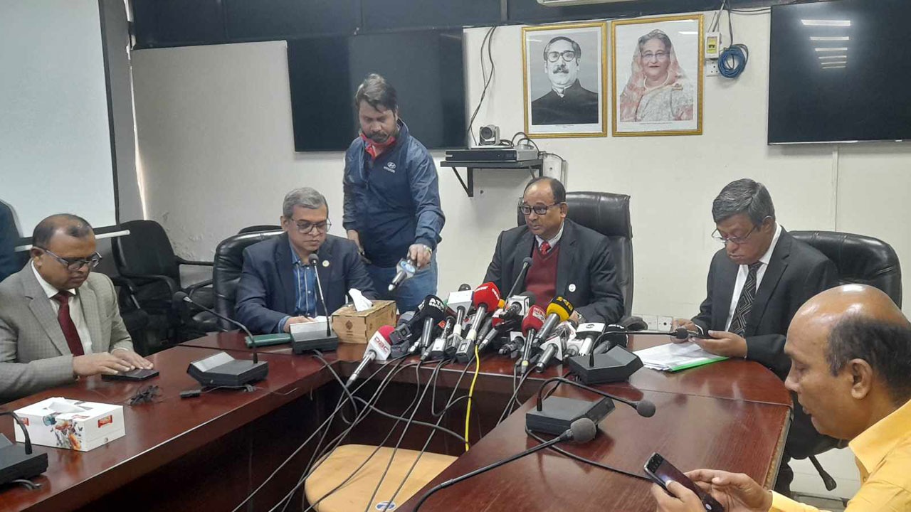 নিরাপদ রেলযাত্রাকে অস্থিতিশীল করা হচ্ছে : মন্ত্রী