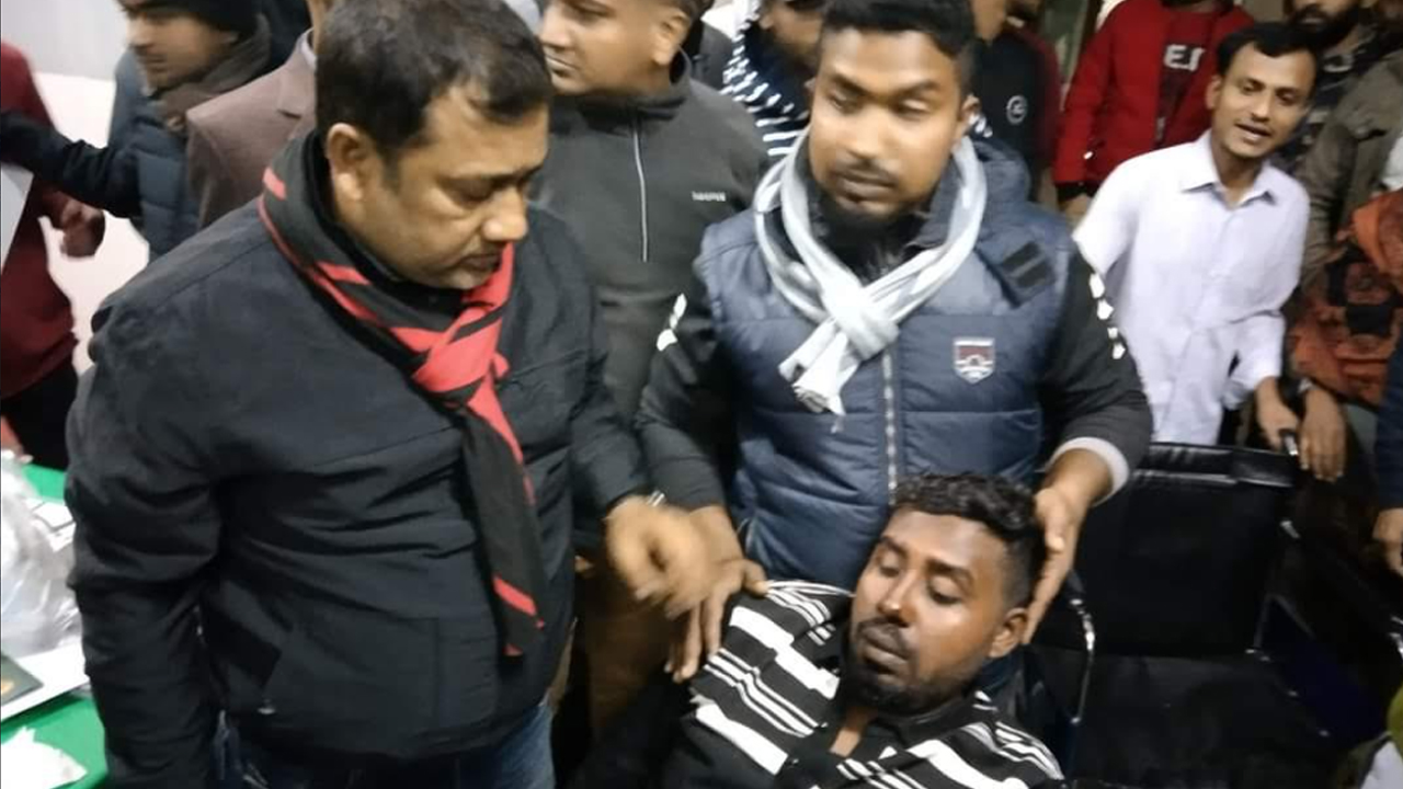 টাঙ্গাইলে নৌকার মিছিলে গুলির অভিযোগ