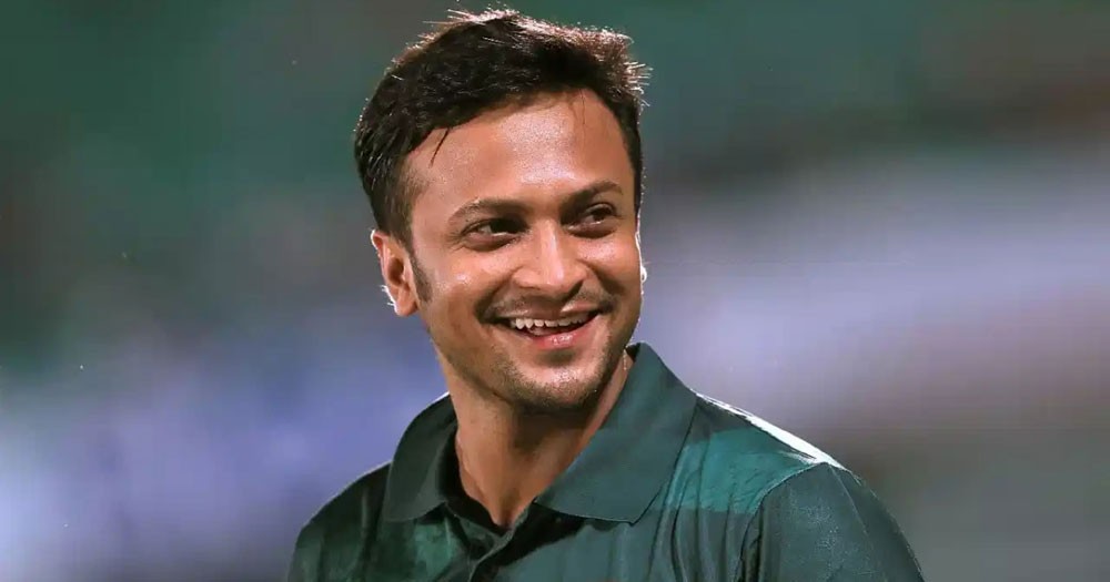 সাকিবকে সতর্ক করল ইসি