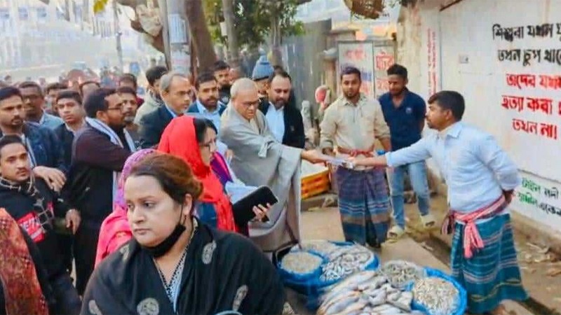 নির্বাচনের নামে জনগণের সঙ্গে ভেলকিবাজি করা হচ্ছে: রিজভী