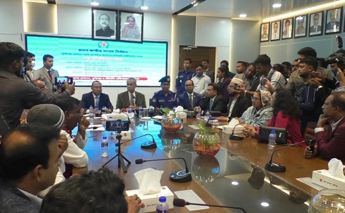 নির্বাচনে অঘটন ঘটিয়ে কেউ রেহাই পাবে না : ইসি আলমগীর