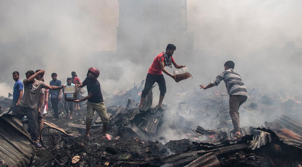 ডিসেম্বরে দেশে ২৩৬০ অগ্নিকাণ্ড, ঢাকায় দিনে ৭টি আগুন