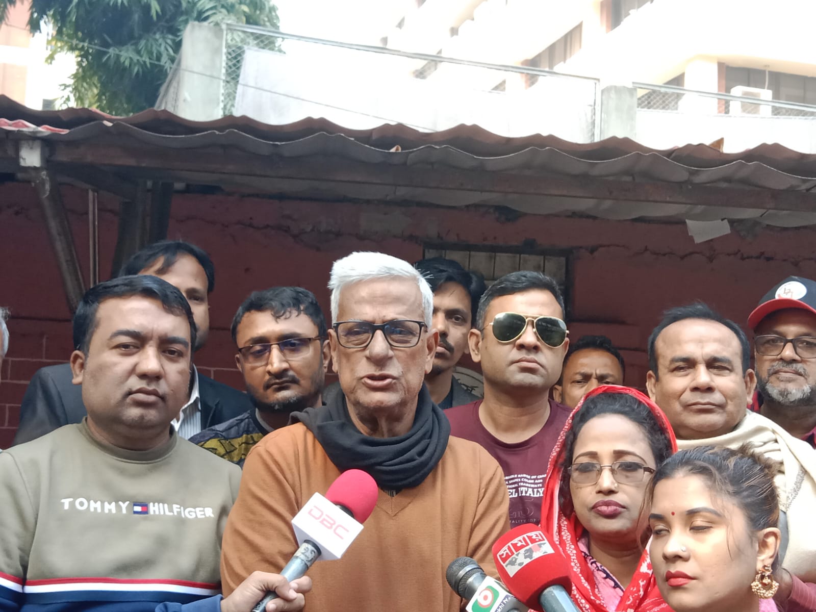 জনগণ প্রত্যাশা করছে ৭ জানুয়ারি গণকারফিউ কর্মসূচি দেয়া হোক : ফারুক