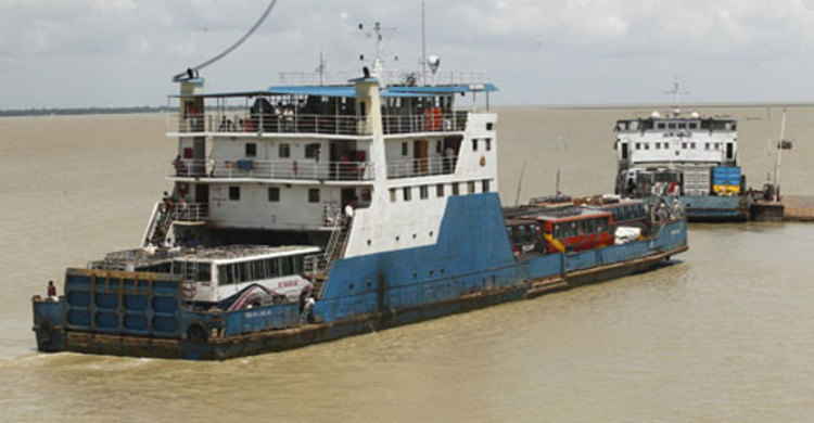দৌলতদিয়া-পাটুরিয়া রুটে ফেরি চলাচল শুরু