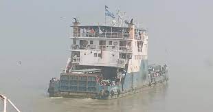 দৌলতদিয়া-পাটুরিয়া রুটে ফেরি চলাচল শুরু