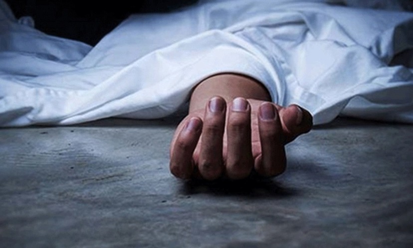 ভিক্টর ক্লাসিক বাসের ধাক্কায় প্রাণ গেল আইনজীবীর