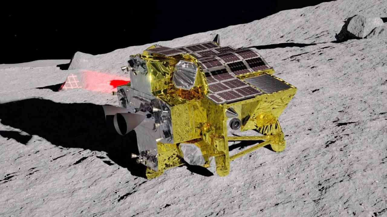 চাঁদের মাটি স্পর্শ করল জাপান