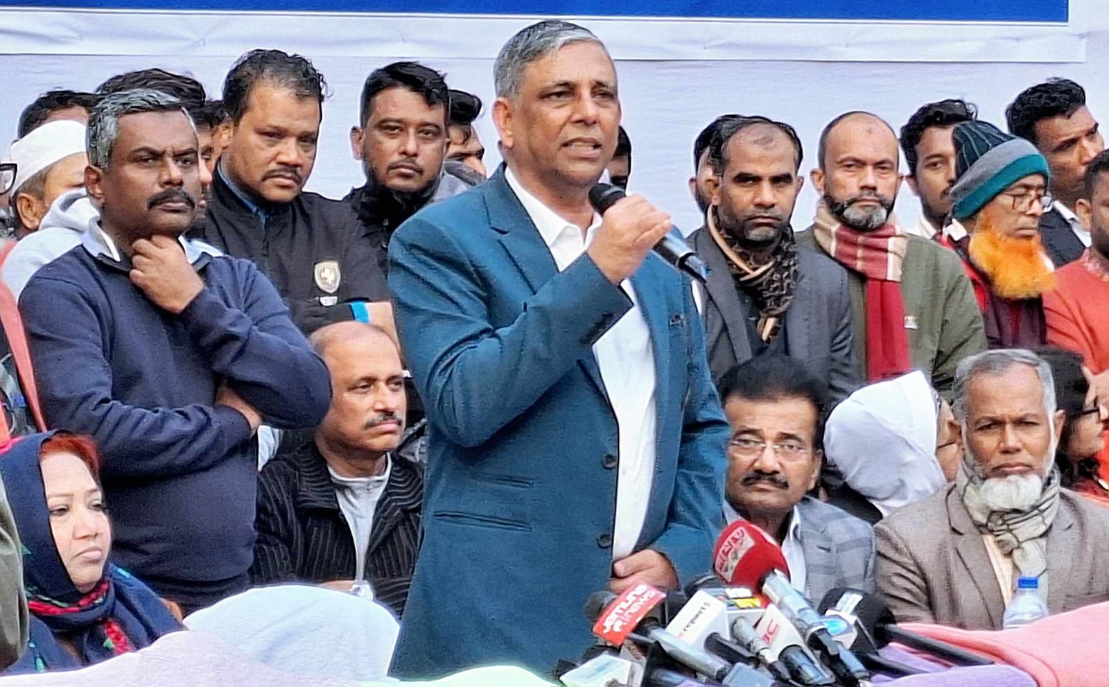 মানুষের দুঃখ-কষ্ট লাঘবের জন্য শেখ হাসিনা কাজ করে যাচ্ছেন : নাছিম