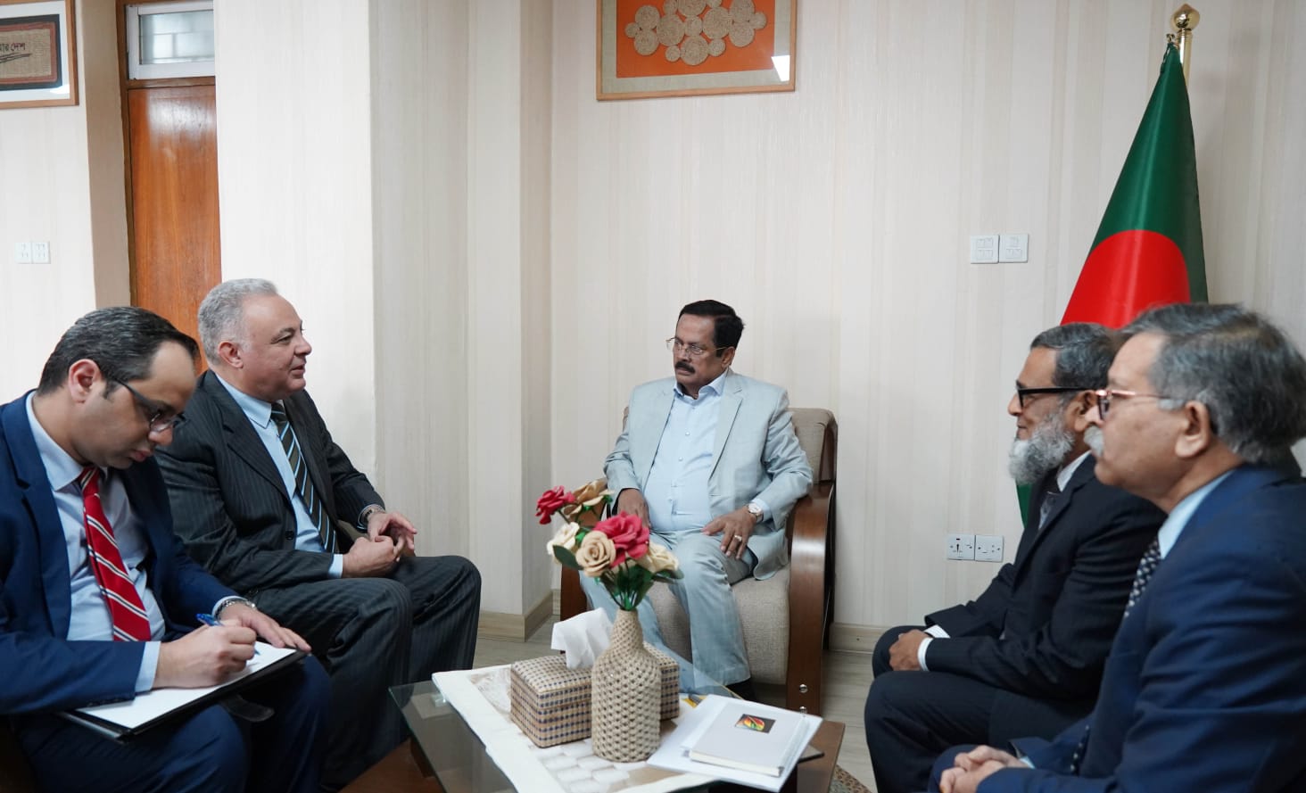 বাংলাদেশে বাণিজ্য সম্প্রসারণে আগ্রহী মিশর : বস্ত্র ও পাট মন্ত্রী