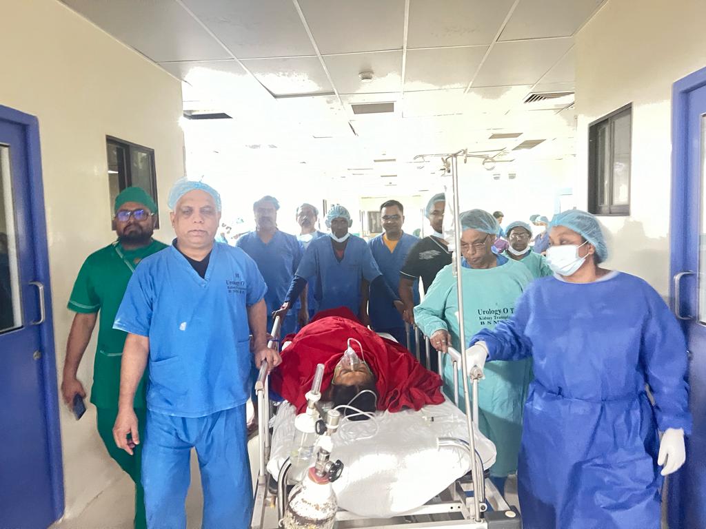 দেশে দ্বিতীয়বার অঙ্গদান: একজনের কিডনিতে বাঁচলো ২ প্রাণ