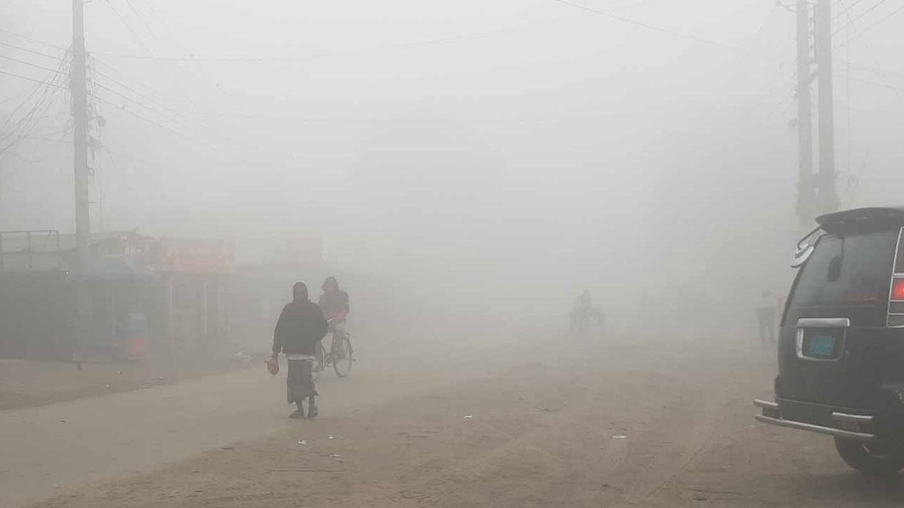 মৃদু শৈত্যপ্রবাহে কাঁপছে তেঁতুলিয়া