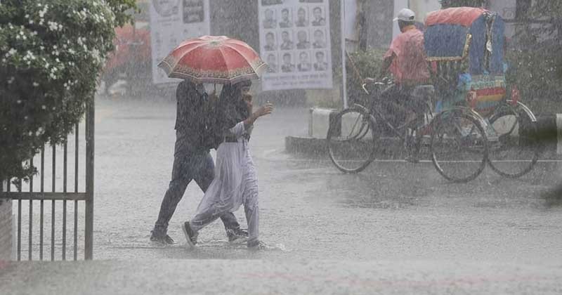 মঙ্গলবার থেকে ঝরতে পারে বৃষ্টি, রাতে বাড়বে তাপমাত্রা