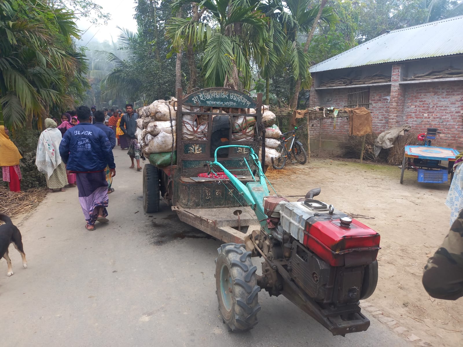 পুঠিয়ায় ট্রলির ধাক্কায় মোটরসাইকেল আরোহী নিহত