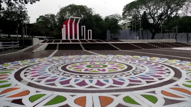 রক্তঝরা একুশে ফেব্রুয়ারি আজ