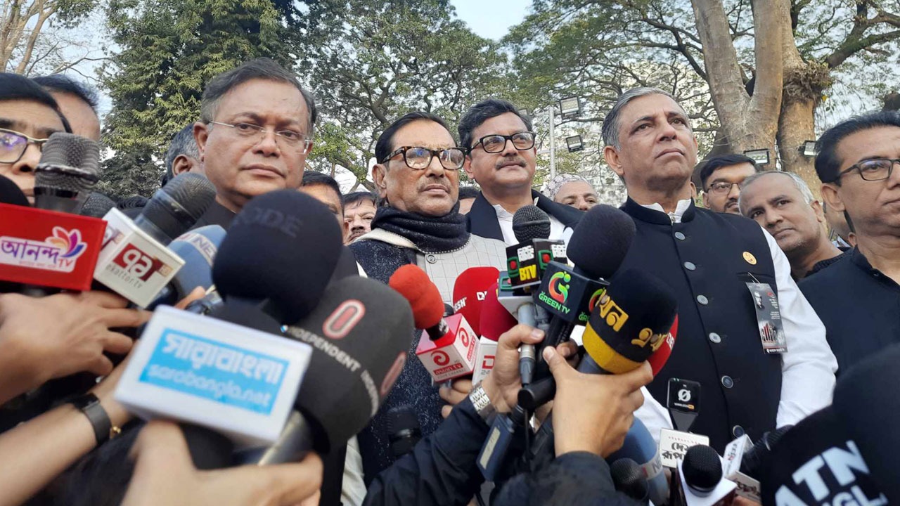 ‘প্রধানমন্ত্রীর নেতৃত্বে সাম্প্রদায়িক বীজবৃক্ষ তুলে ফেলব’