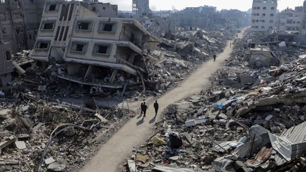 গাজায় ইসরায়েলের বিমান হামলা, নিহত ৪০