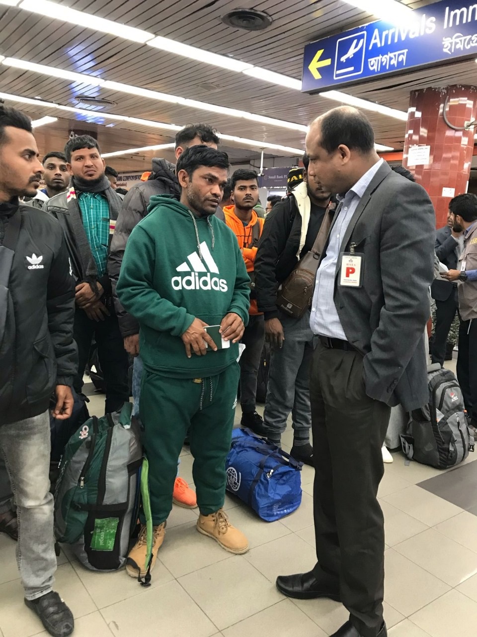 দেশে ফিরছেন আরও ১৪৪ লিবিয়া প্রবাসী বাংলাদেশি