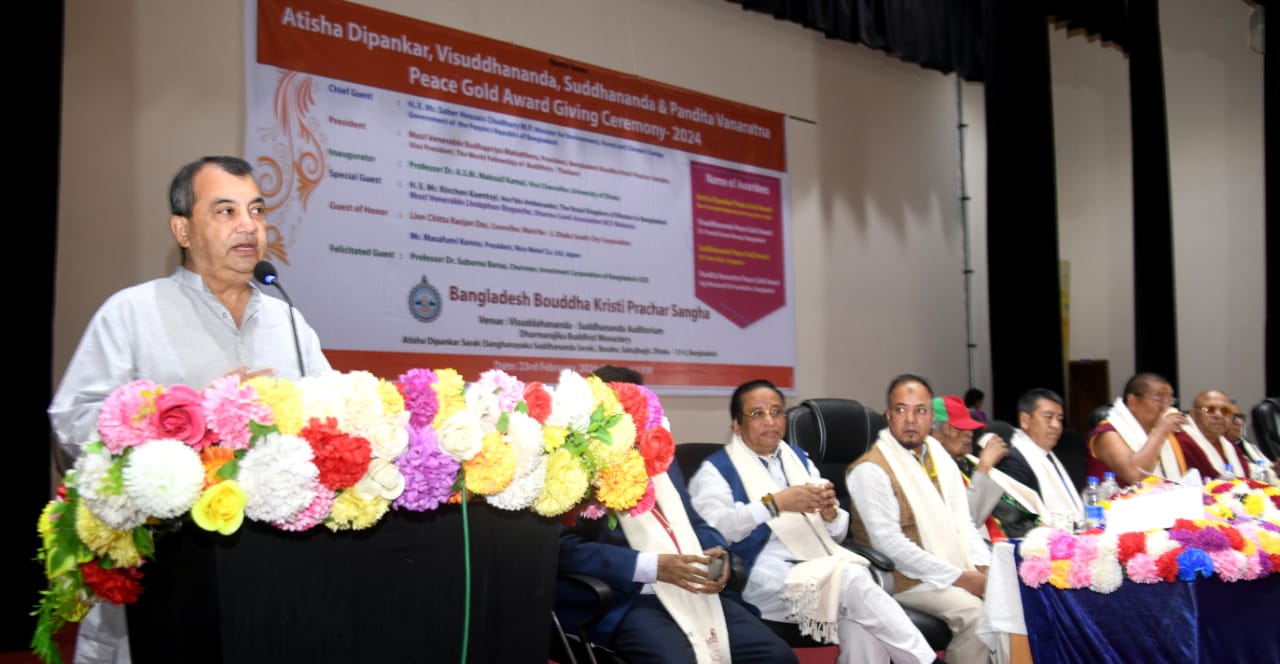 সবাইকে মিলেমিশে দেশকে এগিয়ে নিতে হবে : পরিবেশমন্ত্রী