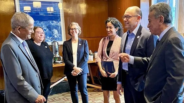 বিএনপি নেতাদের সঙ্গে মার্কিন উপসহকারী পররাষ্ট্রমন্ত্রীর বৈঠক