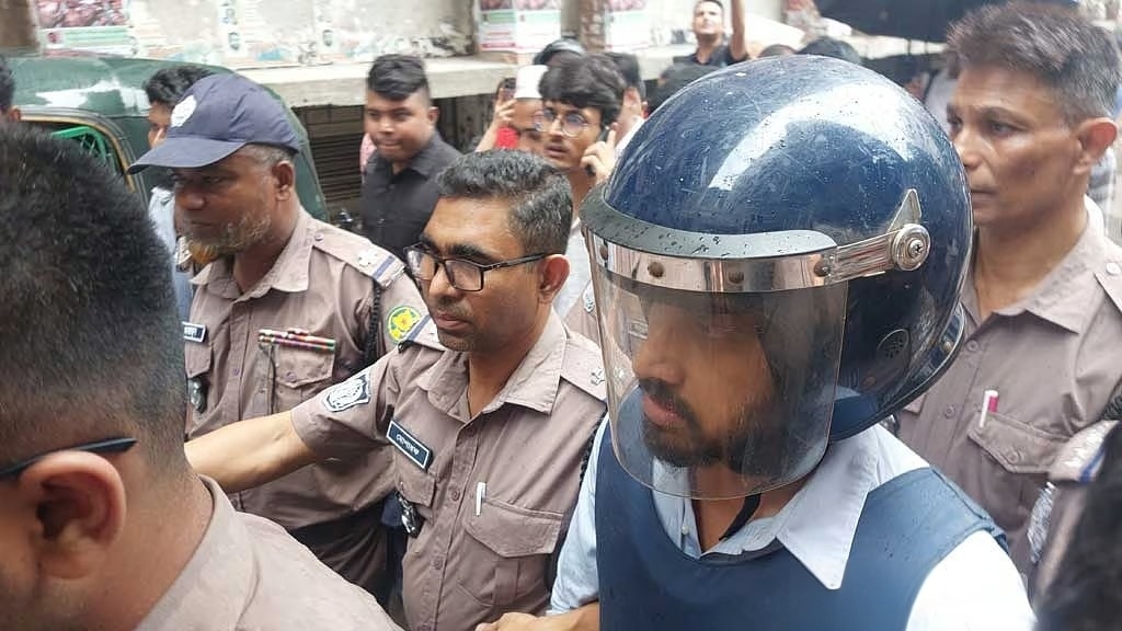 ইকরার ‘আত্মহত্যা’— অভিনেতা আলভীর ২ দিনের রিমান্ড